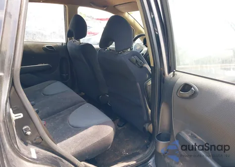 2008 Honda Fit z USA, uszkodzony, nr VIN JHMGD38448S010346